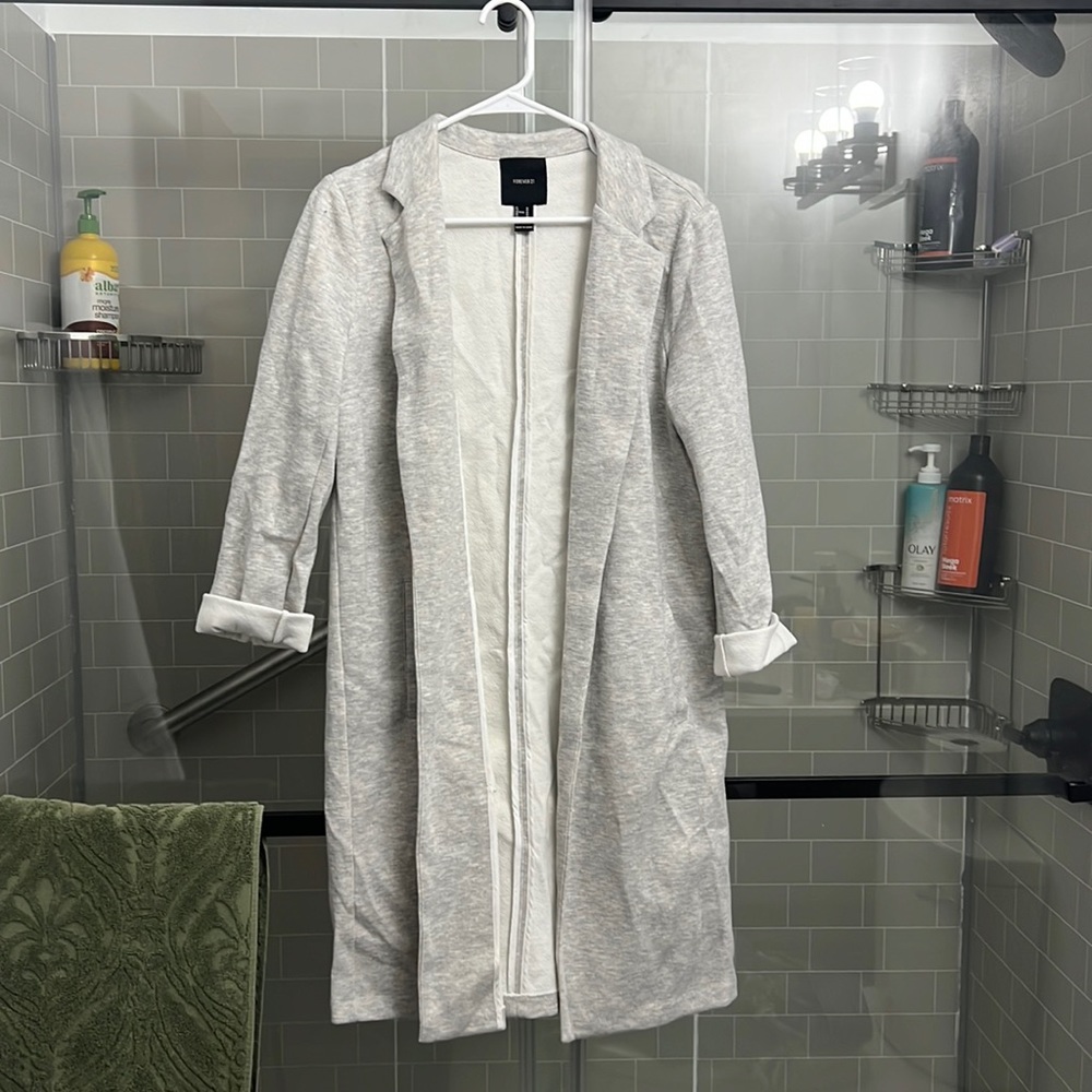 Cotton grey soft cardigan from forever 21 size medium, worn twice, very cute